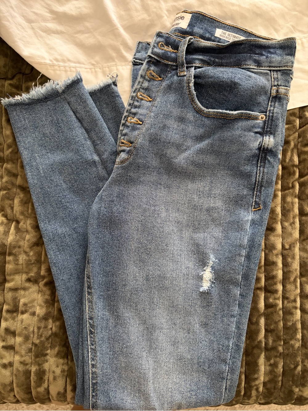 Kensie Skinny Jeans β Light Blue Button-Fly with Frayed Hem